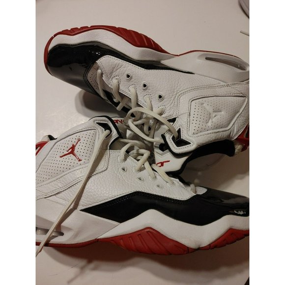 Nike Jordan Men’s B'Loyal B Loyal Shoes 8.5 White Varsity Red Black 315317-160 - Picture 2 of 5